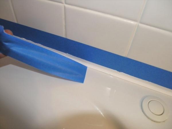 Как и чем удалить старый герметик и нанести новый Как и чем удалить старый герметик и нанести новый